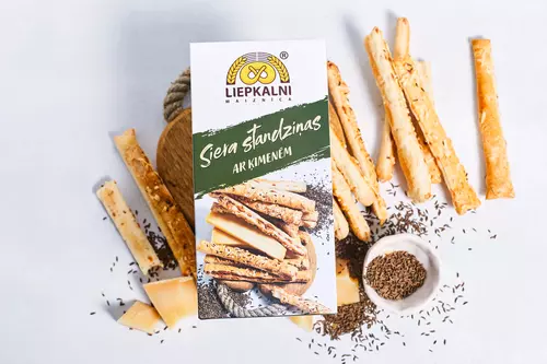 Puff pastry cheese sticks with caraway seeds 90g
